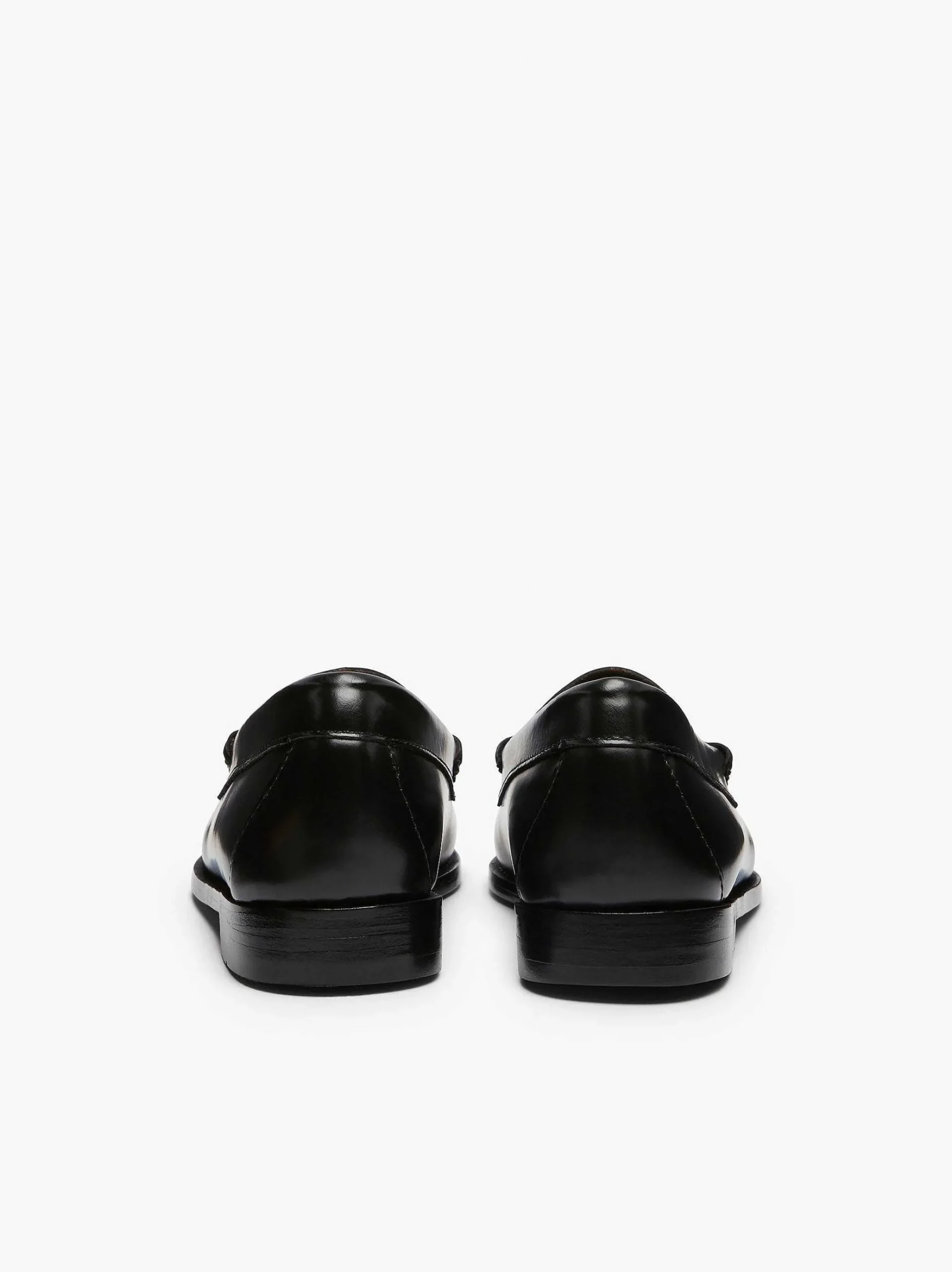 G.H.BASS Weejuns Esther Kiltie Tassel Loafers Black & White Flash Sale