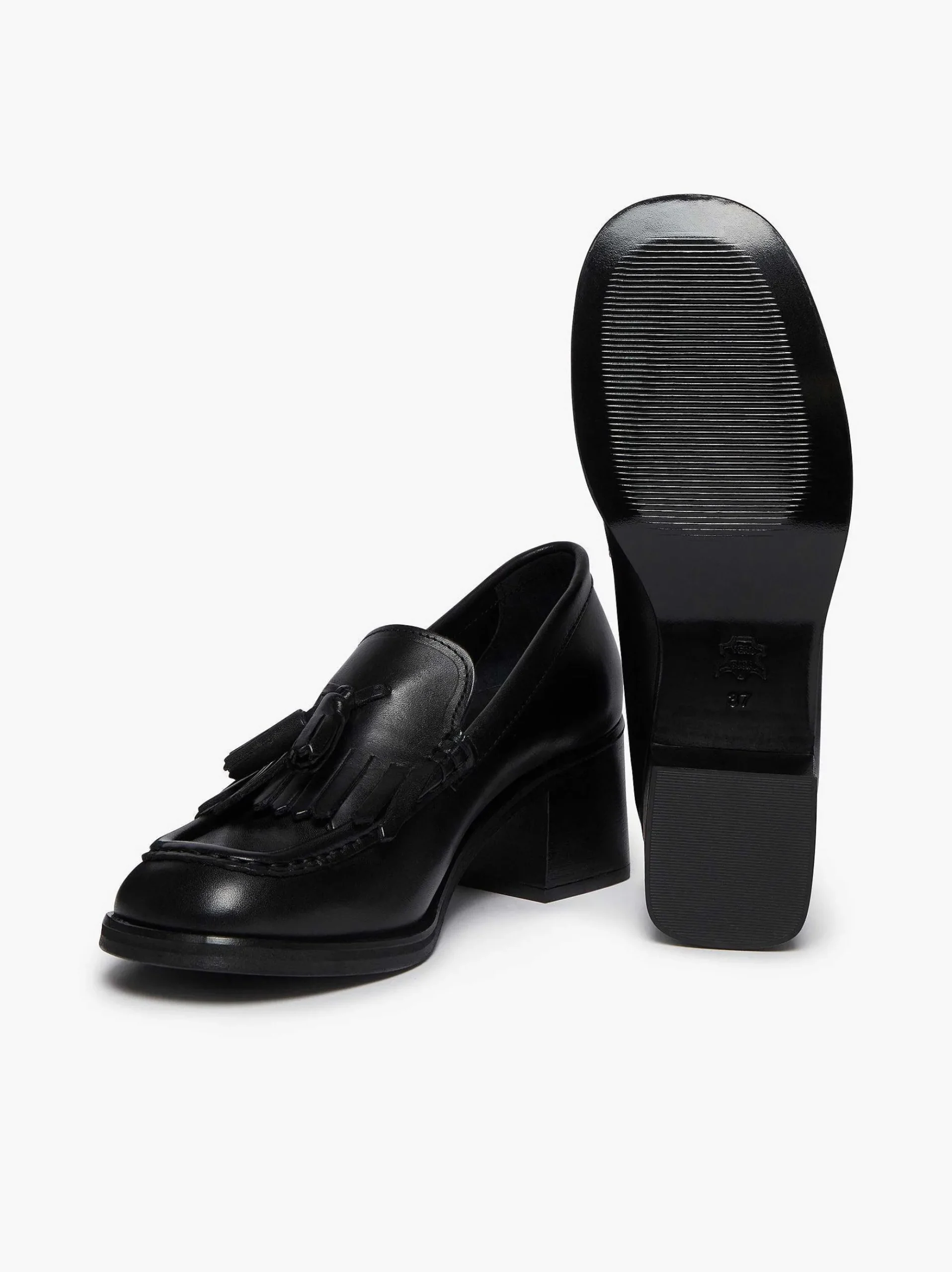 G.H.BASS Weejuns Kiltie Tassel Heels Black Shop