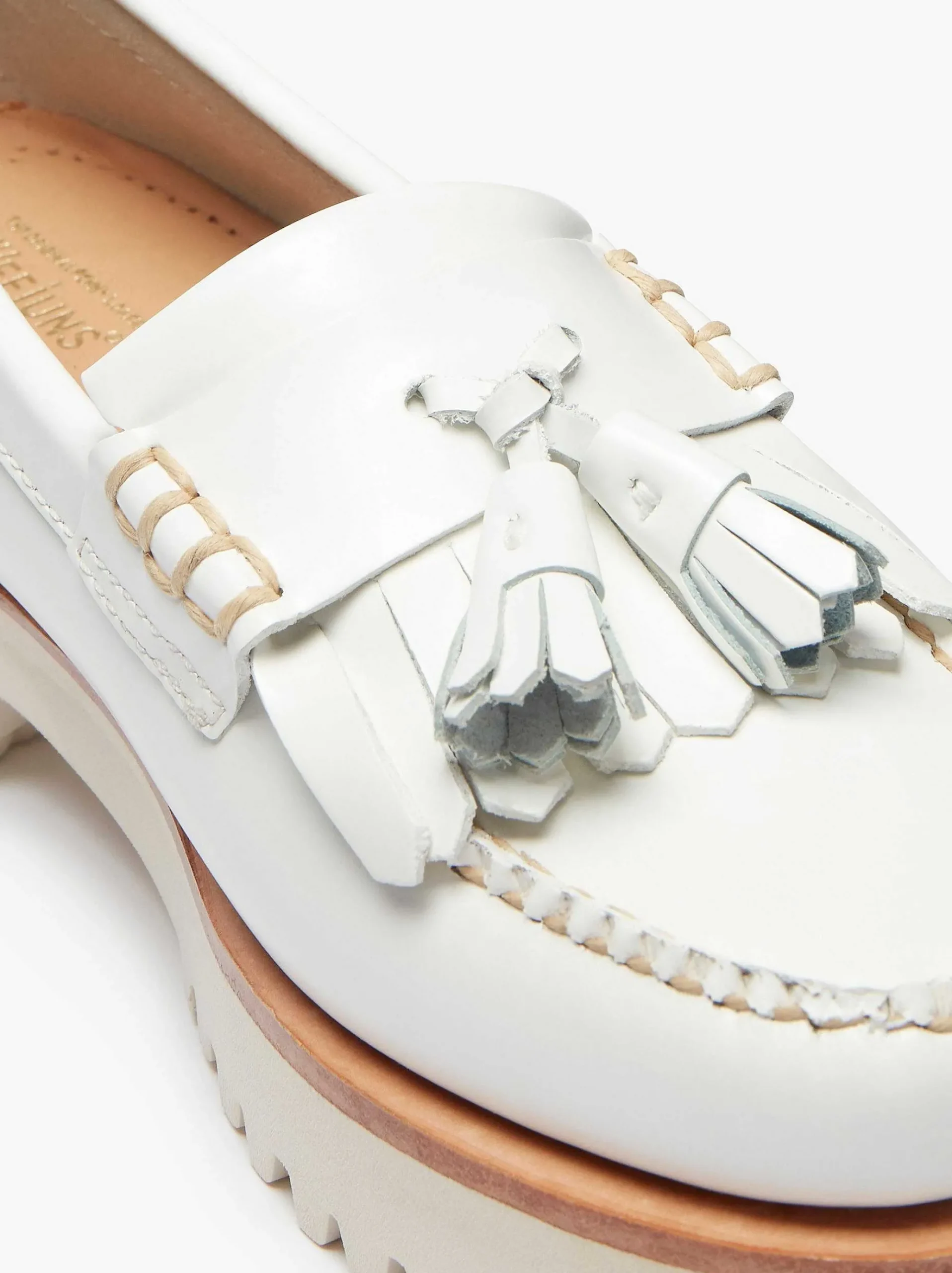 G.H.BASS Weejuns 90S Esther Kiltie Tassel Loafers White Fashion